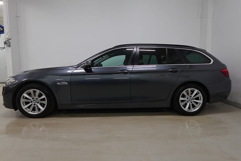 Bild 3 av BMW 520d xDrive Touring Aut Farthållare Navi Dragkrok BT