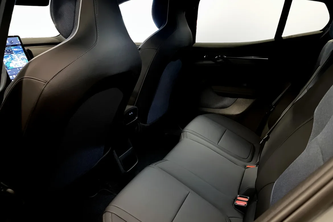 Volvo EX30 Single Motor Extended Range