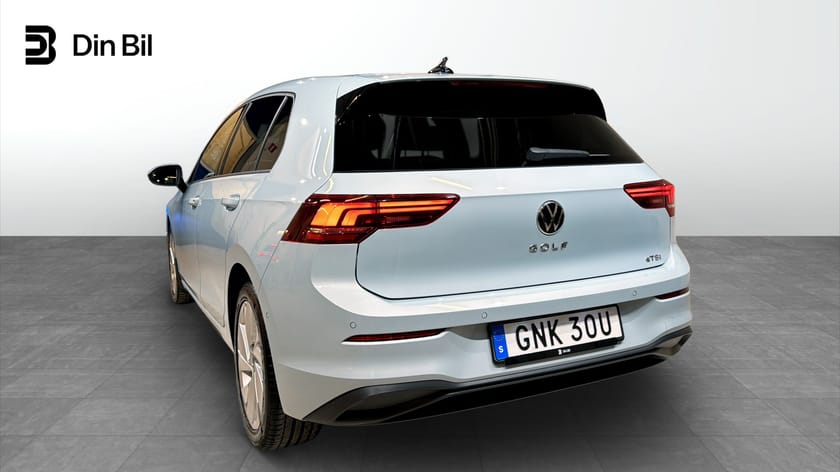 Bild 3 av Volkswagen Golf eTSI150 DSG Life Backkamera/P-Värmare