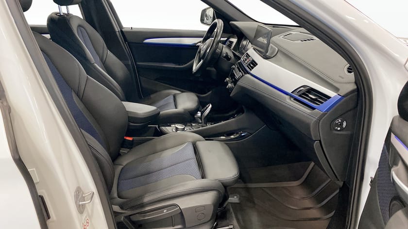 Bild 3 av BMW X1 xDrive20d Steptronic 190hk M-Sport - Drag - Backkamera