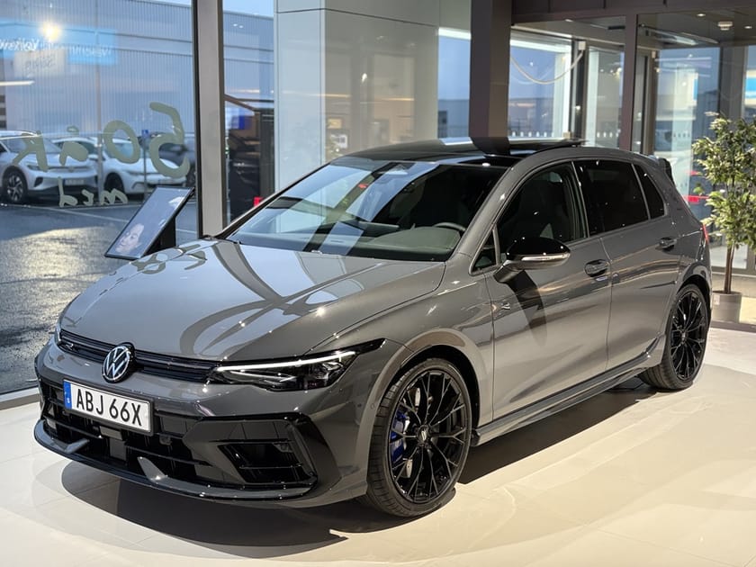 Bild 1 av Volkswagen Golf R Performance 333hk *SPEC*