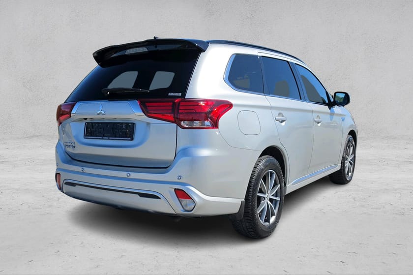Bilde 5 av Mitsubishi Outlander PHEV S-Edition/360Kam/Carplay/Skinnseter/ACC/Norsk++
