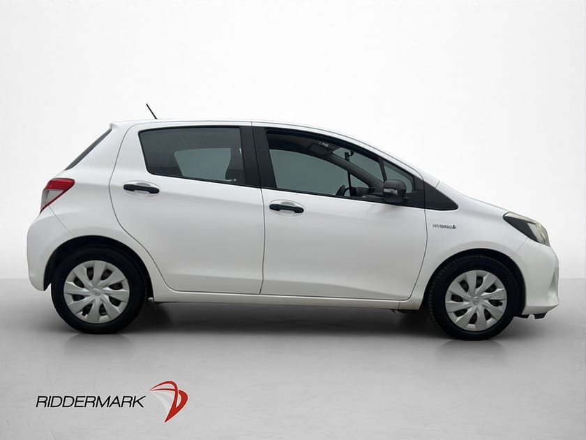 Bild 4 av Toyota Yaris Hybrid 101hk Life P-Sensorer AC Låg-Skatt