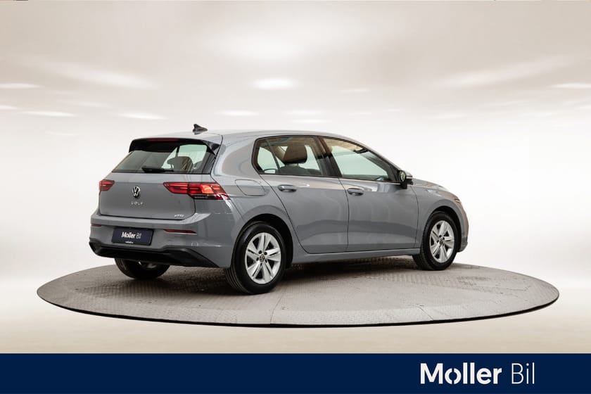 Bilde 5 av Volkswagen Golf 8 life   110etsi     dsg