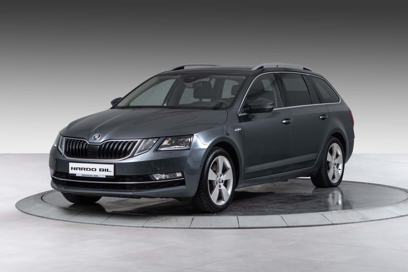 Bilde 3 av Škoda Octavia Stasjonsvogn – L&K, 4x4, Aut Gir, Krok