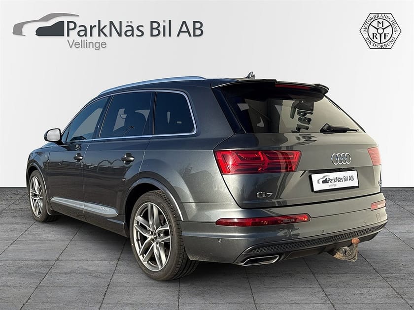 Bild 3 av Audi Q7 50 TDI quattro Q 286hk S Line PANO