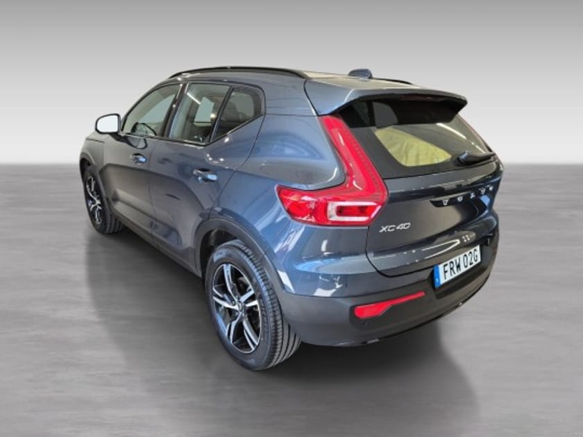 Bild 5 av Volvo XC40 B4 FWD Bensin Plus Dark