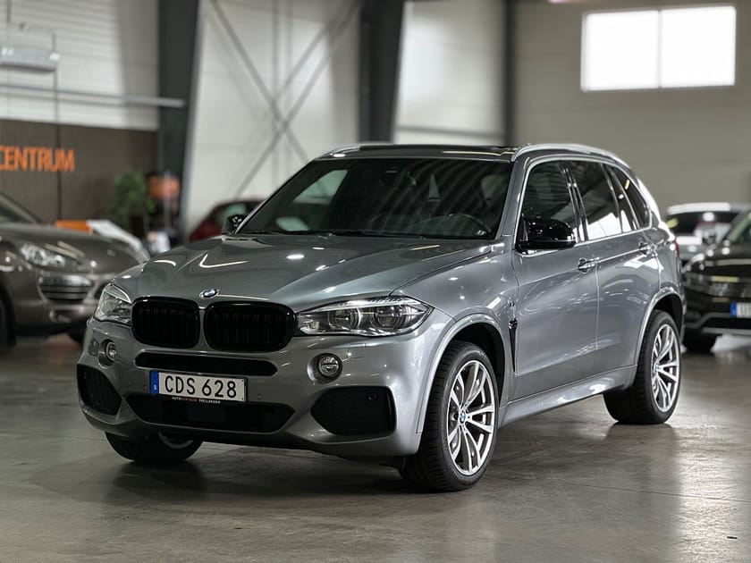 Bild 1 av BMW X5 xDrive30d M Sport 360º Pano Navi HuD 258hk