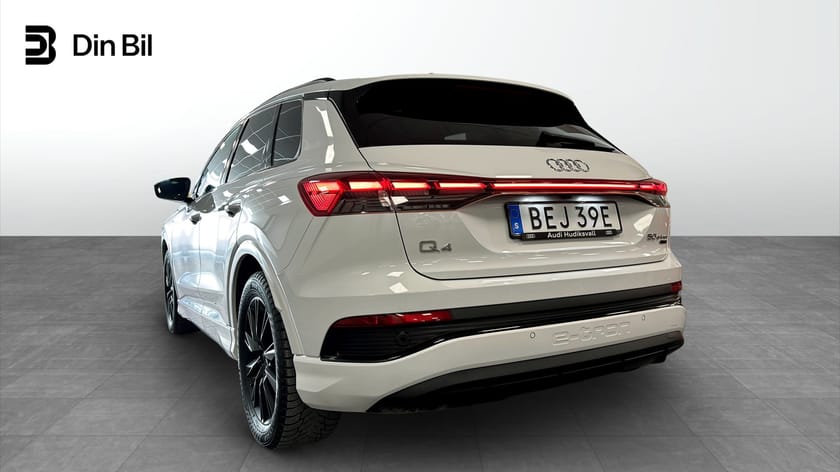 Bild 3 av Audi Q4 50 e-tron quattro S-line Panoramaglastak