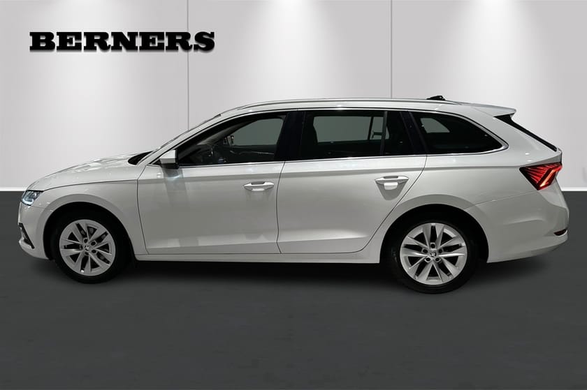 Bild 2 av Škoda Octavia Kombi 2.0 TDI 4x4 DSG 150hk