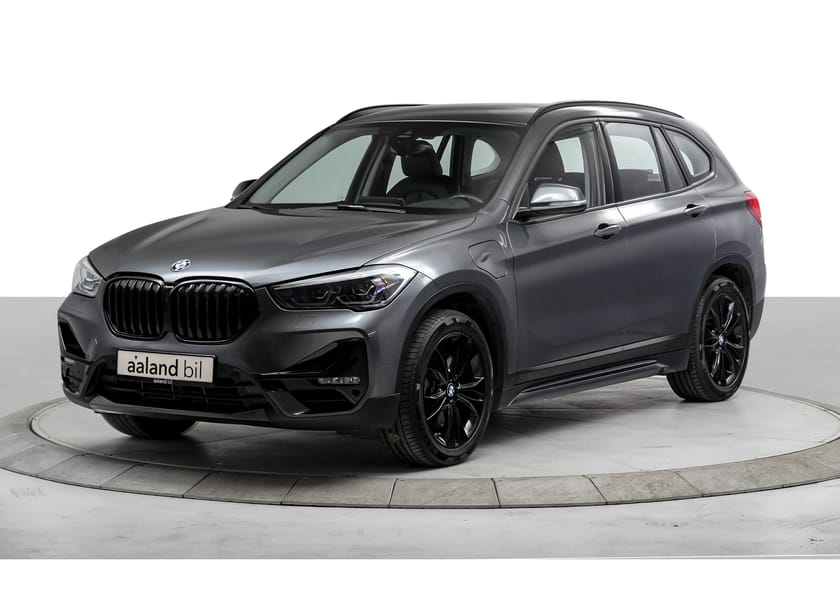 Bilde 1 av BMW X1 xDrive25e Strøken Sport Line, Skinn++
