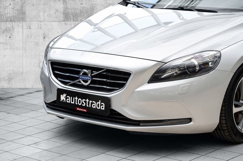 Bilde 2 av Volvo V40 Automat I Xenon I Kamera I 2. liters motor I Skinn