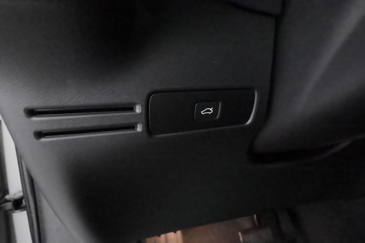 Volvo XC40 2024 - miniatyr 12