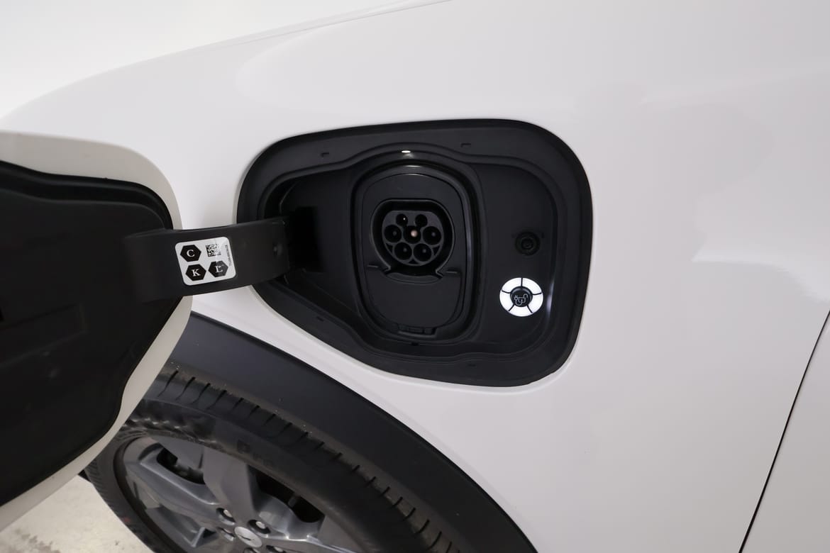 Ford Mustang Mach-E 2022 - miniatyr 33