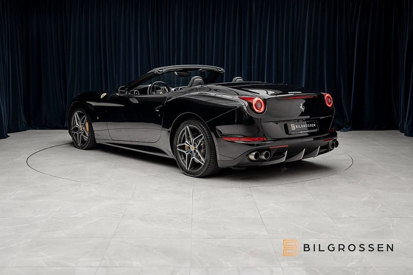 Bild 3 av Ferrari California T 3.9 V8 DCT 560hk 3.99% NeroDaytona Kolfiber