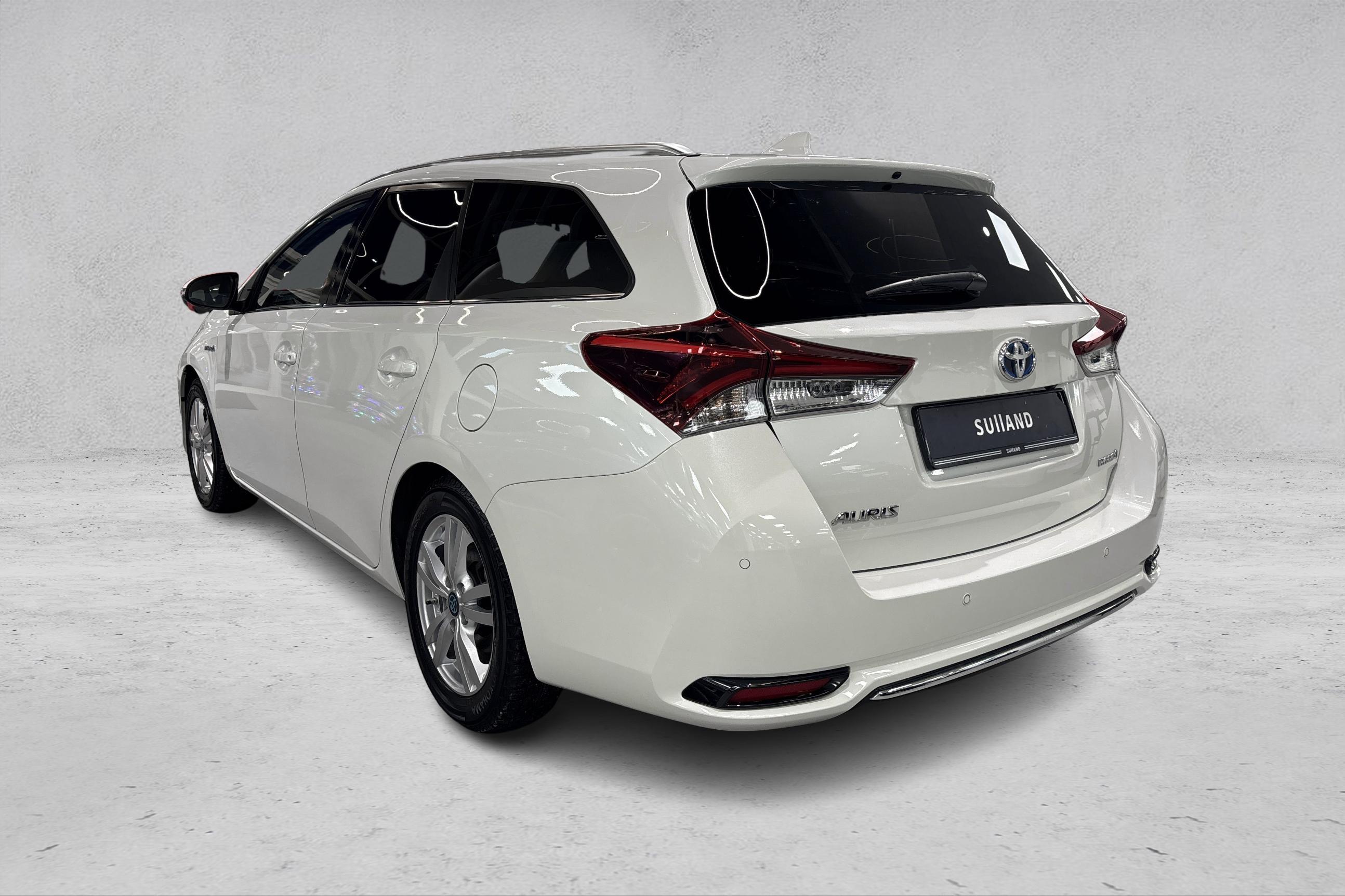 Thumnail bilde 2 av Toyota Auris Touring Sports Hybrid