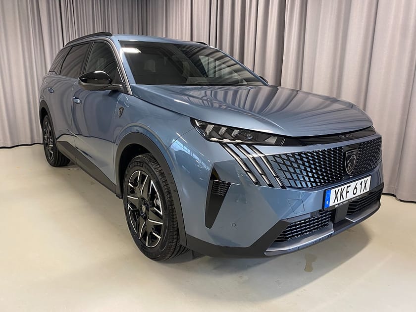 Bild 1 av Peugeot 5008 Hybrid 145 GT 145hk 7-Sits