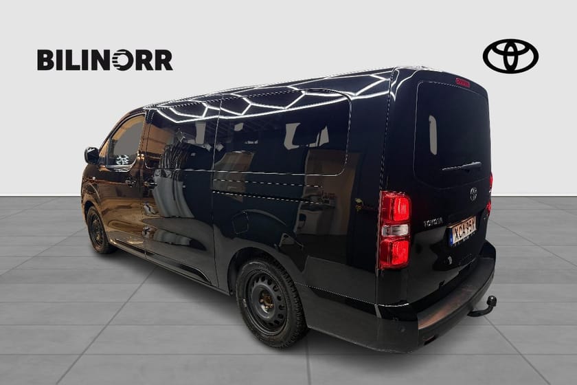 Bild 2 av Toyota ProAce Verso Electric SHUTTLE LONG 75 KWH V-HJUL DRAG