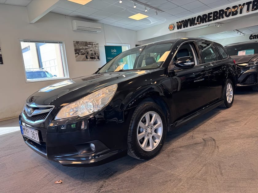 Bild 2 av Subaru Legacy Wagon 2.5 4WD Aut Drag VÄRMARE Ny besiktad skinn 167hk