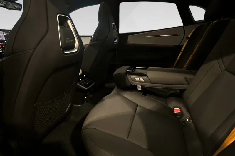Polestar 4 Long Range Dual motor bilde 23
