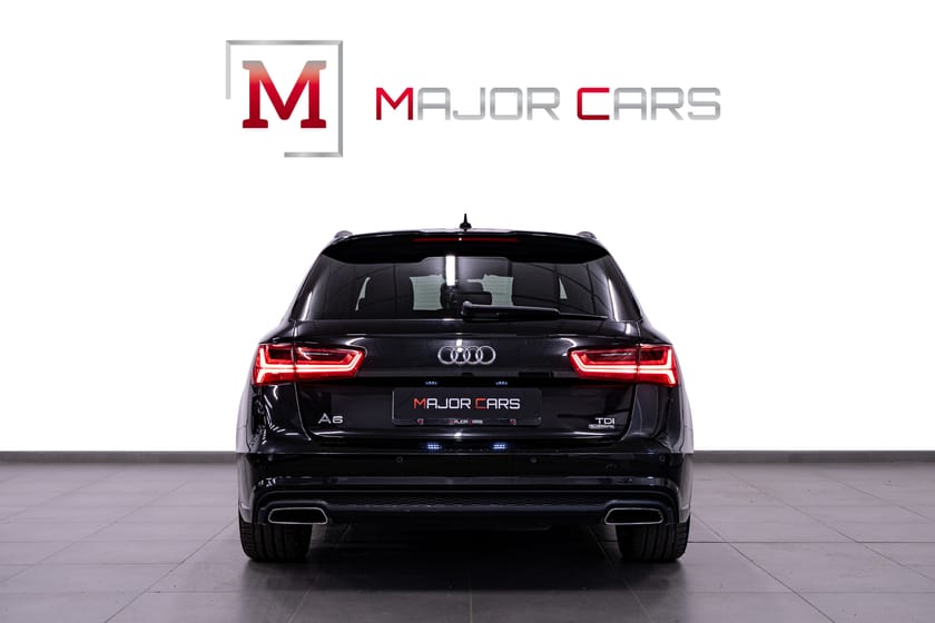 Bild 5 av Audi A6 Avant 3.0 TDI Q Pano 20" Svart Optik Värmare Drag