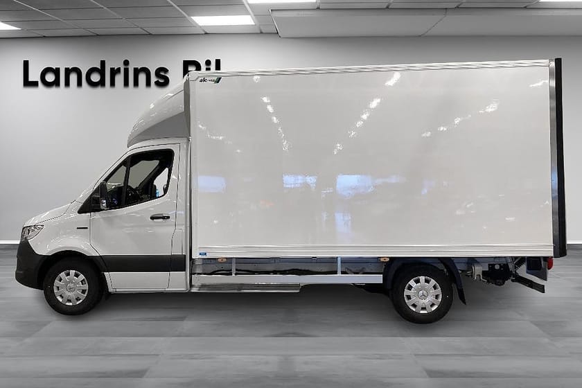 Bild 4 av Mercedes-Benz eSprinter 420 Chassi 81 kWh PRO, 113 kWh, volymskåp