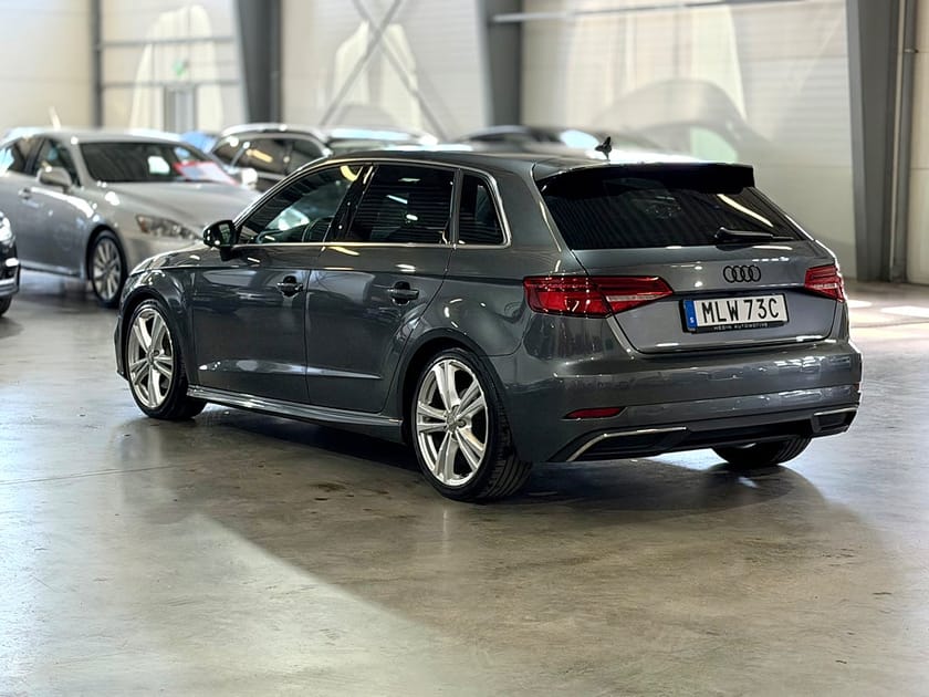 Bild 5 av Audi A3 Sportback 40 e-tron S Line Pano Bang&Olufsen Cockpit 204hk
