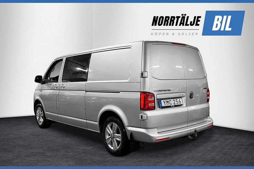 Bild 3 av Volkswagen Transporter Kombi TWIN CABIN/KOMBI T32 2.0 TDI 4M D-VÄRM NYBES 5-SITS