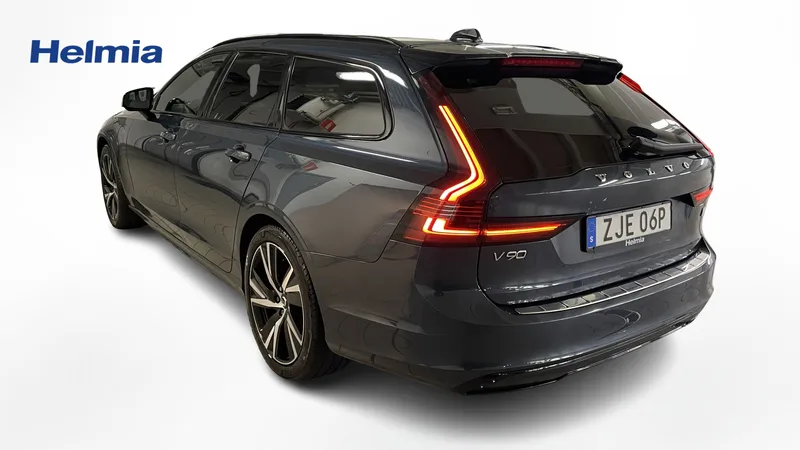 Bild 3 av 18 – Volvo V90 Recharge T8 Ultimate Dark