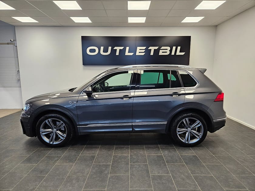 Bild 2 av Volkswagen Tiguan GT R line 2.0 TSI 220hk 4Motion 4x4 Cockpit Navi Drag
