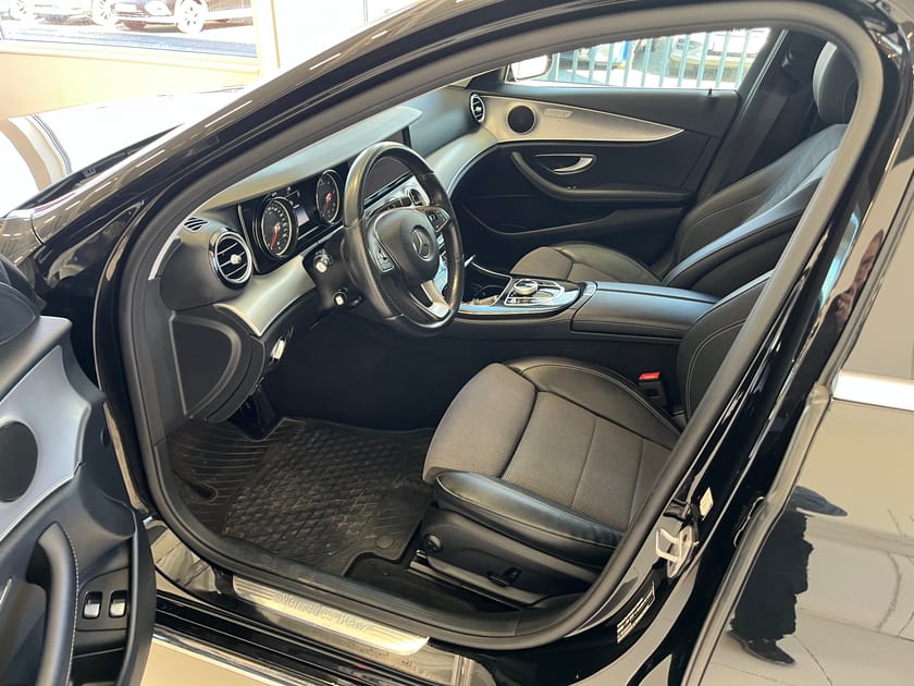 Bild 5 av Mercedes-Benz E 200 T d E200 Avatgarde Aut