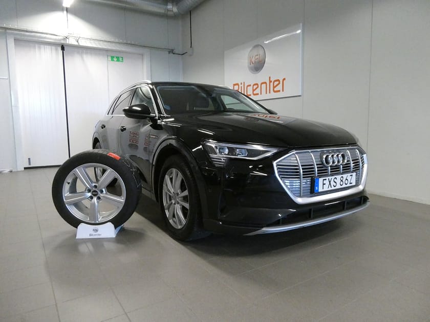 Bild 1 av Audi e-tron 50 quattro *KFL 10år 2,99%* Navi-Luftfjädring-Skinn-SoV