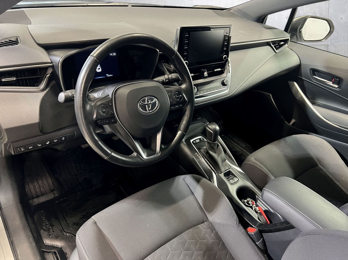 Toyota Corolla Touring Sports Hybrid e-CVT, 122hk, 2019