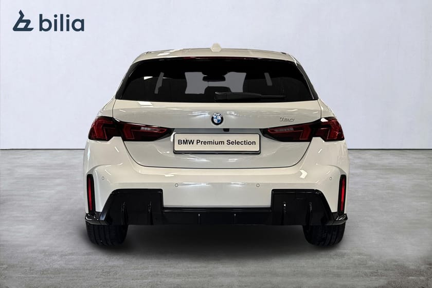 Bild 5 av BMW 120 M-Sport | H&K | Panorama | Backkamera | Comfort access