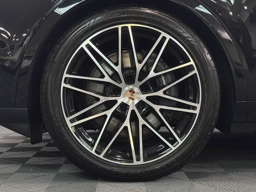 Bild 3 av Porsche Cayenne E-Hybrid Coupé Coupe