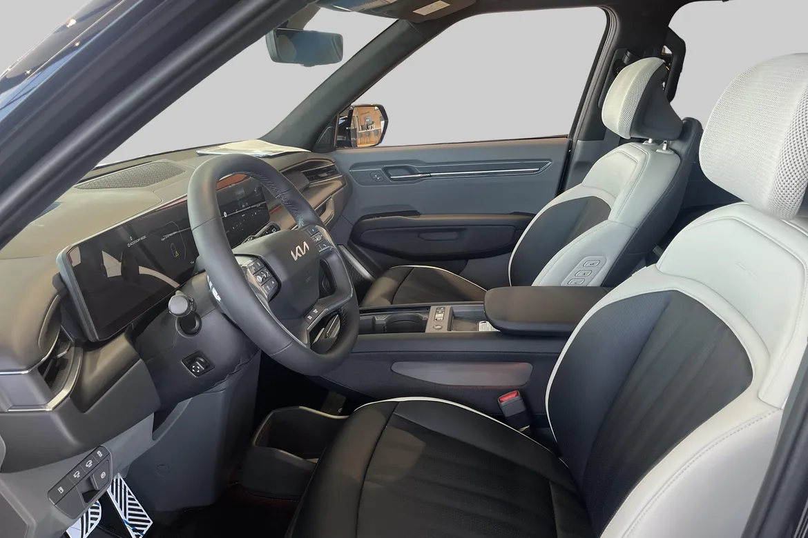 picture of a car