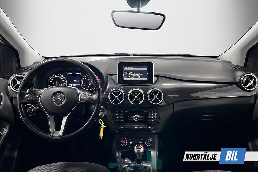 Bild 3 av Mercedes-Benz B 180 BE 122 HK M&K BLUETOOTH FARTHÅLLARE 17" 952 KR/ÅR