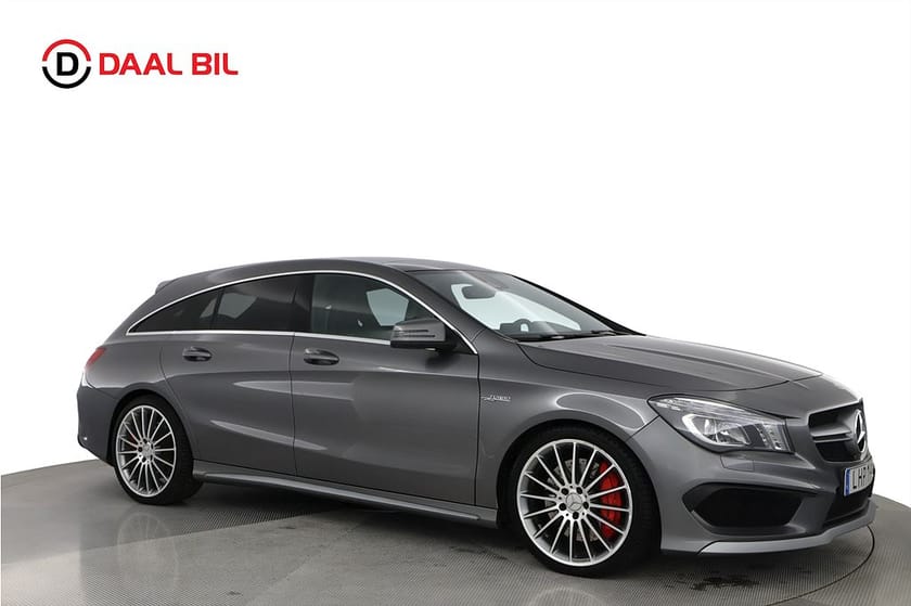 Bild 4 av Mercedes-Benz CLA 45 AMG 4MATIC Shooting Brake SB 4M 360HK PANO H/K® SKALSTOLAR B-KAM NAV MINNE