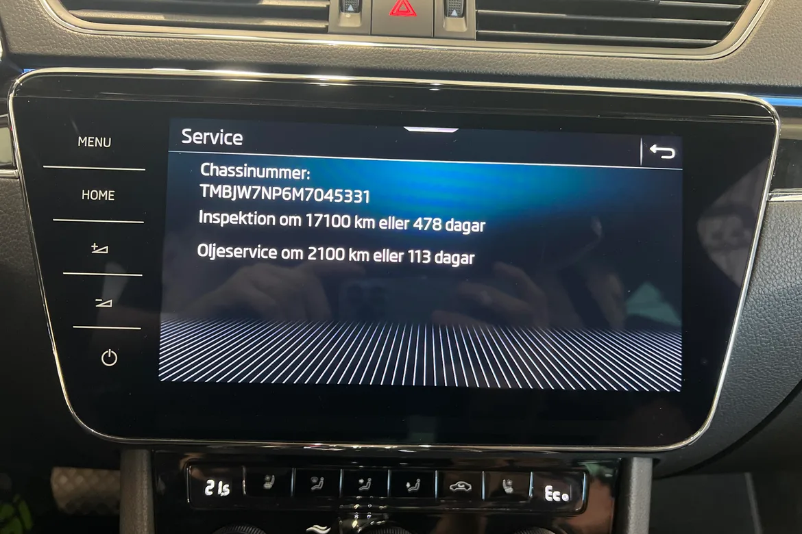picture of a car