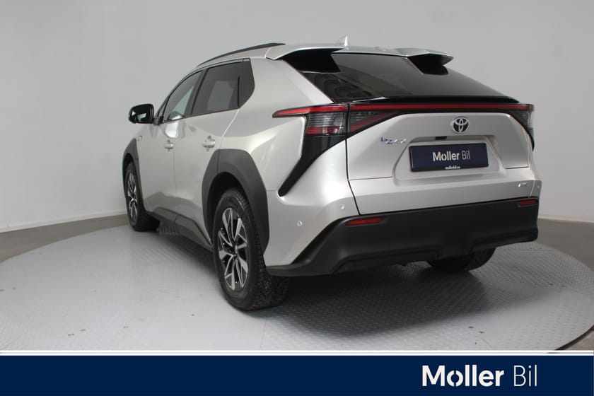 Bilde 5 av Toyota bZ4X AWD Executive