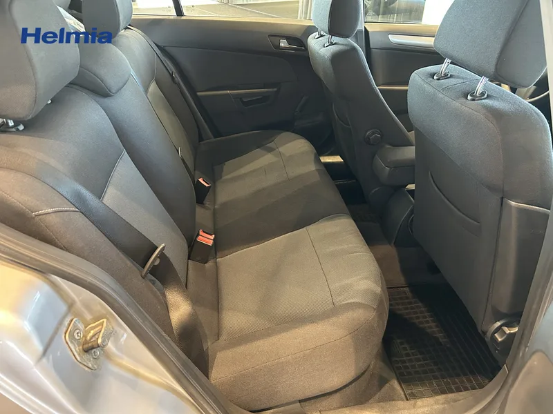 Bild 14 av 16 – Opel Astra
