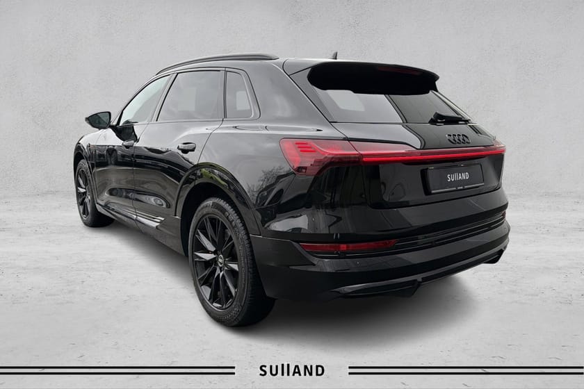 Bilde 3 av Audi e-tron 55 quattro s line sp black edit