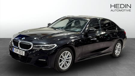 BMW 330e Sedan