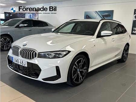 BMW 330e xDrive Touring