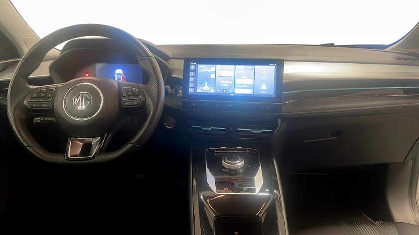 Bild 4 av MG 5 Standard Range Comfort Backkamera GPS 177hk