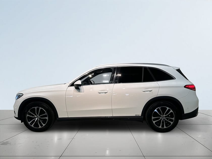 Bild 4 av Mercedes-Benz GLC 200 4MATIC 4M 9G Avantgarde Drag Pvärm GPS Burmester SoV MOMS