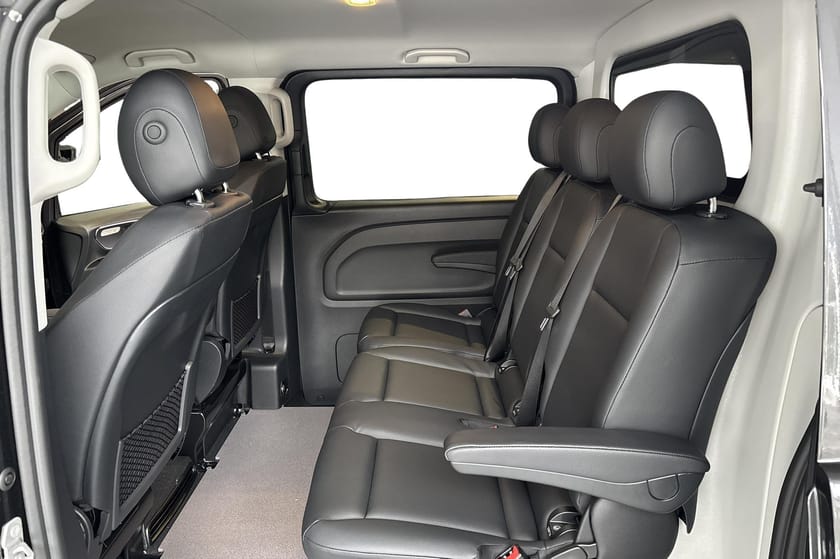 Bild 2 av Mercedes-Benz Vito Mixto 119 CDI 4x4 3.0t lagerbil för snabb leverans