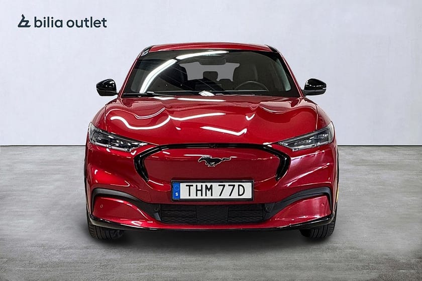 Bild 3 av Ford Mustang Mach-E Standard Range AWD 75kWh 269hk Navi Drag Backkamera