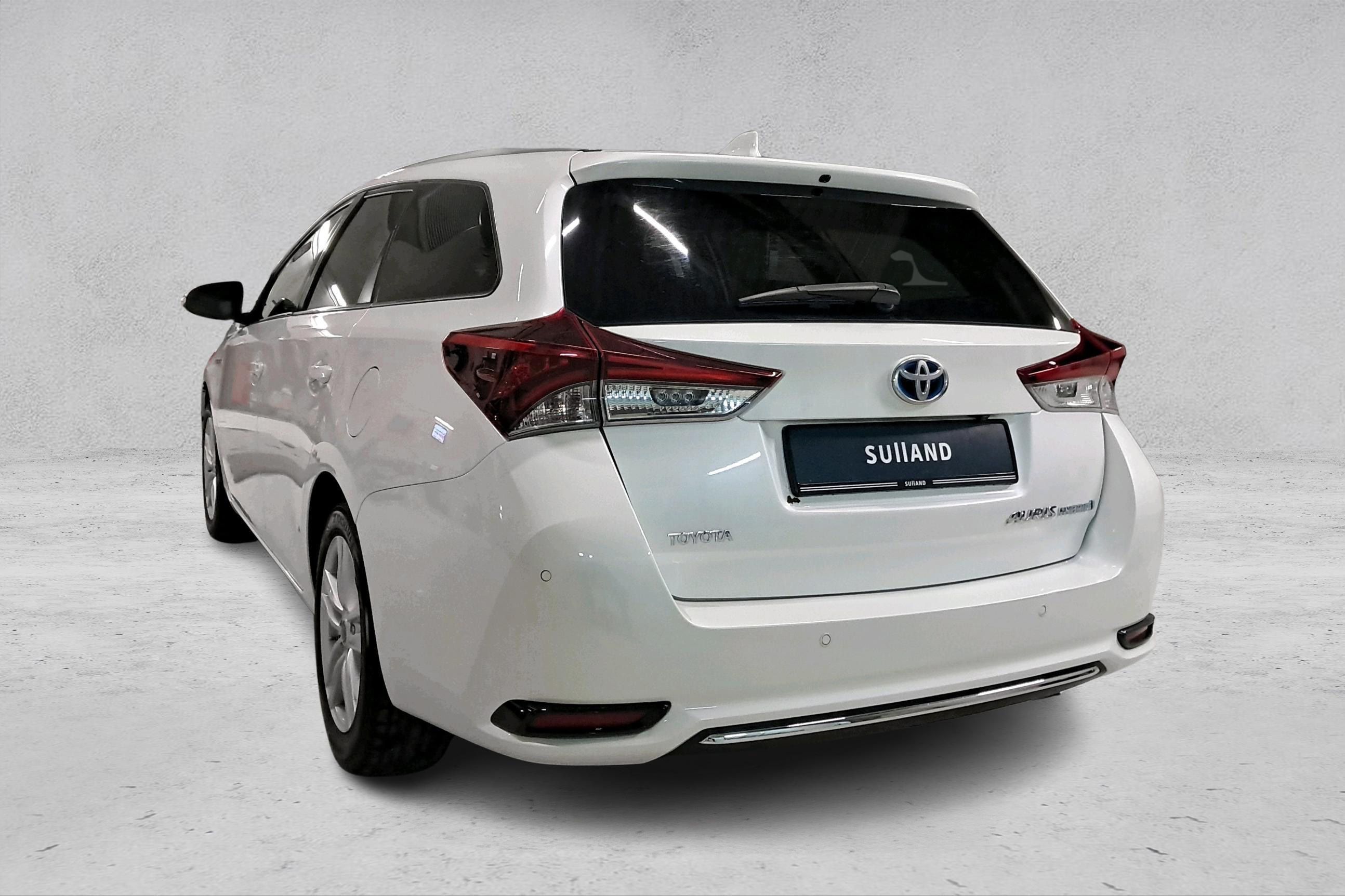 Thumnail bilde 2 av Toyota Auris Touring Sports Hybrid