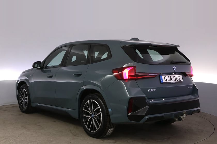 Bild 4 av BMW iX1 xDrive30 M-Sport Drag Kamera Navi Rattvärme